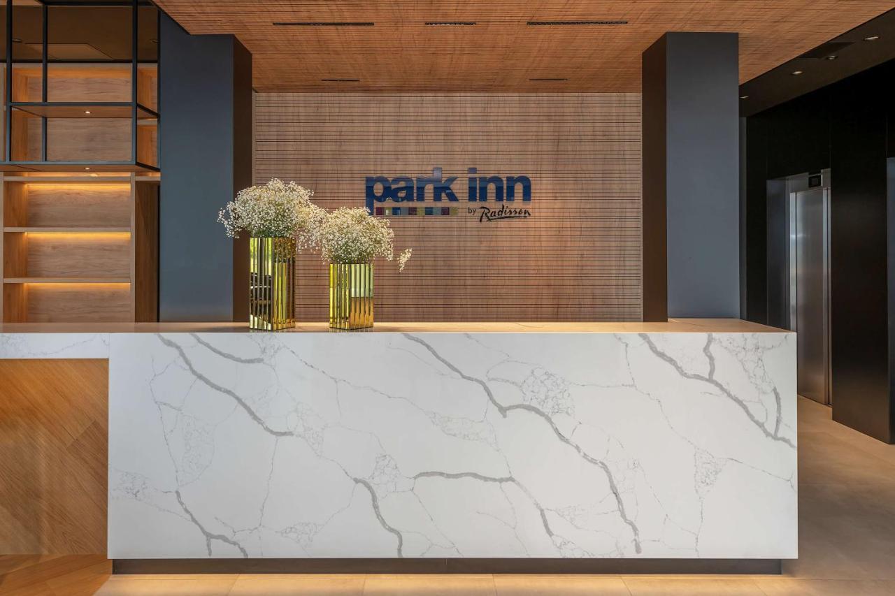 Park Inn By Radisson Vilnius Airport Hotel & Conference Centre Zewnętrze zdjęcie